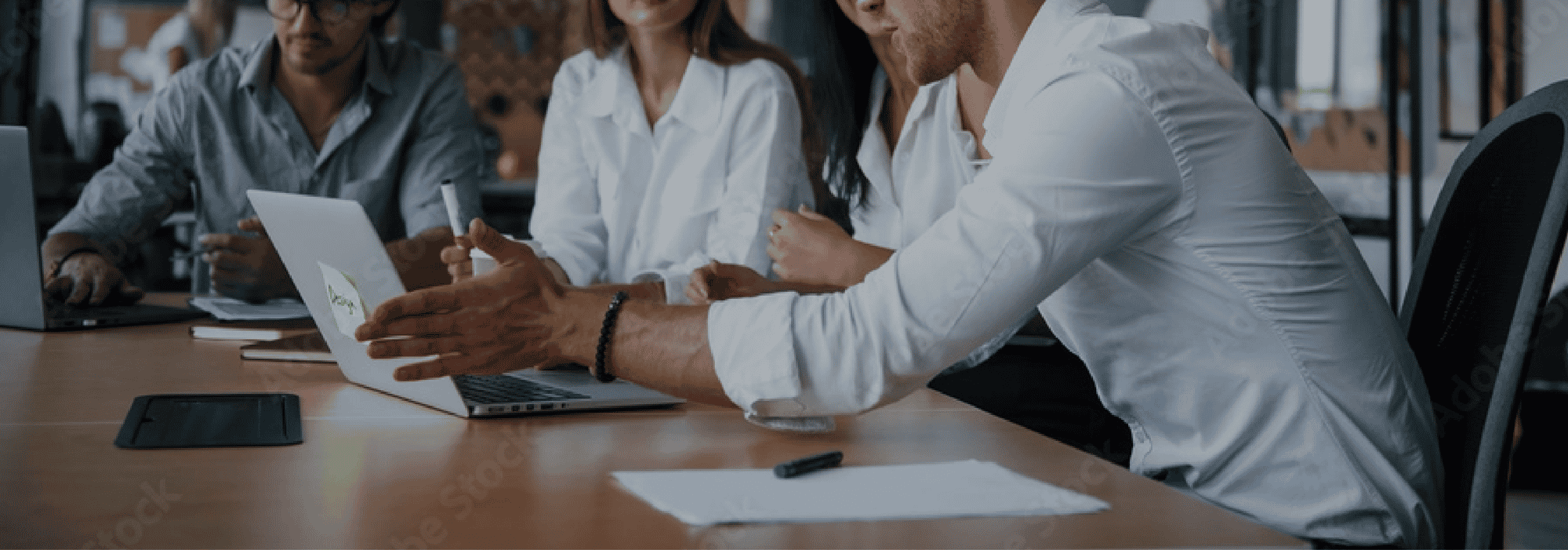 Sky Level Lead Management Equipe Sky Level Lead Management Equipe